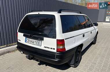 Универсал Opel Astra 1995 в 