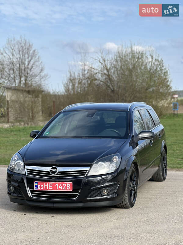 Універсал Opel Astra 2009 в 
