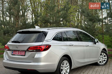 Универсал Opel Astra 2018 в 