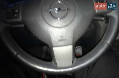 Универсал Opel Astra 2006 в 