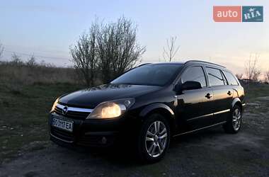 Универсал Opel Astra 2006 в 