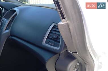 Универсал Opel Astra 2012 в 