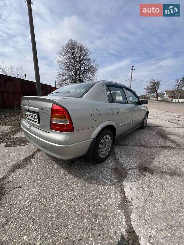 Седан Opel Astra 2006 в Прилуках