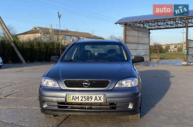 Седан Opel Astra 2008 в 