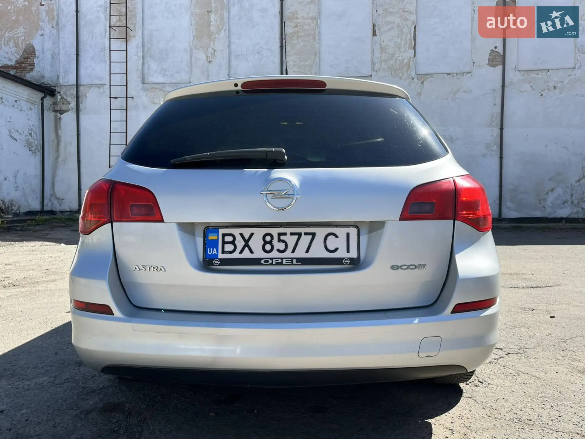 2011 Opel Astra - мініатюра 16
