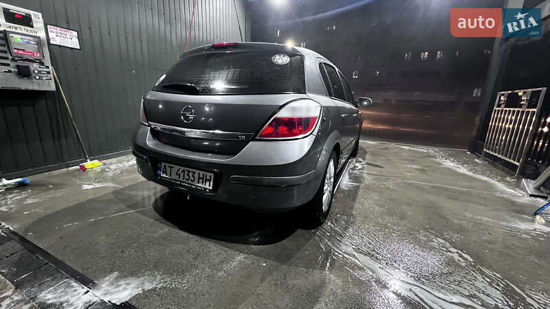 Хэтчбек Opel Astra 2004 в Калуше фото 20 Хэтчбек Opel Astra 2004 в Калуше