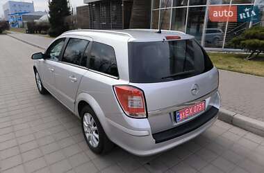 Универсал Opel Astra 2008 в 