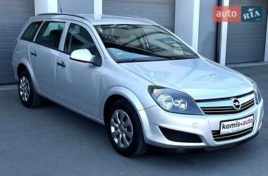 Универсал Opel Astra 2009 в 