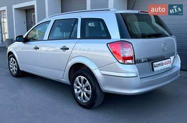 Универсал Opel Astra 2009 в 