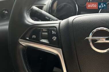 Универсал Opel Astra 2011 в 
