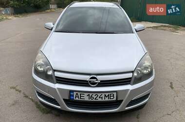 Универсал Opel Astra 2005 в 