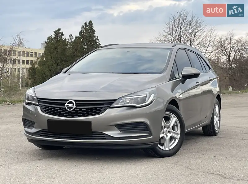 Opel Astra 2016