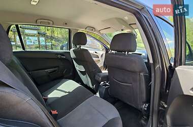 Универсал Opel Astra 2005 в 