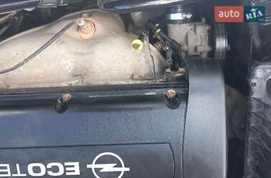 Універсал Opel Astra 2005 в 