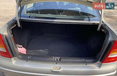 Седан Opel Astra 2007 в 