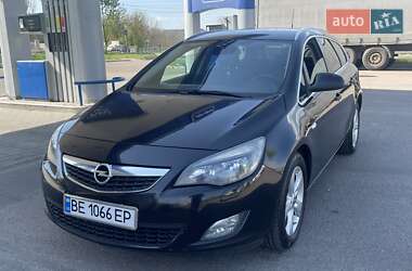 Універсал Opel Astra 2011 в 