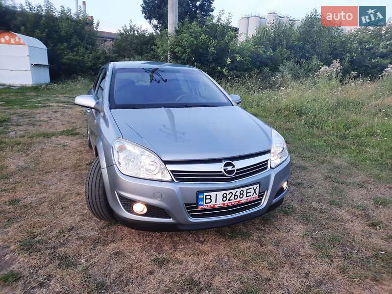 Хетчбек Opel Astra 2009 в Полтаві