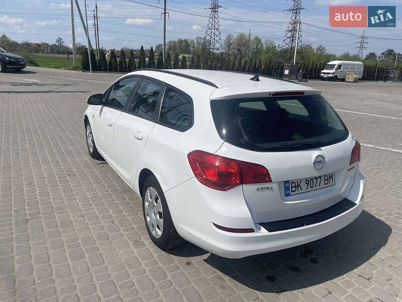 Універсал Opel Astra 2011 в Львові фото 5 Універсал Opel Astra 2011 в Львові