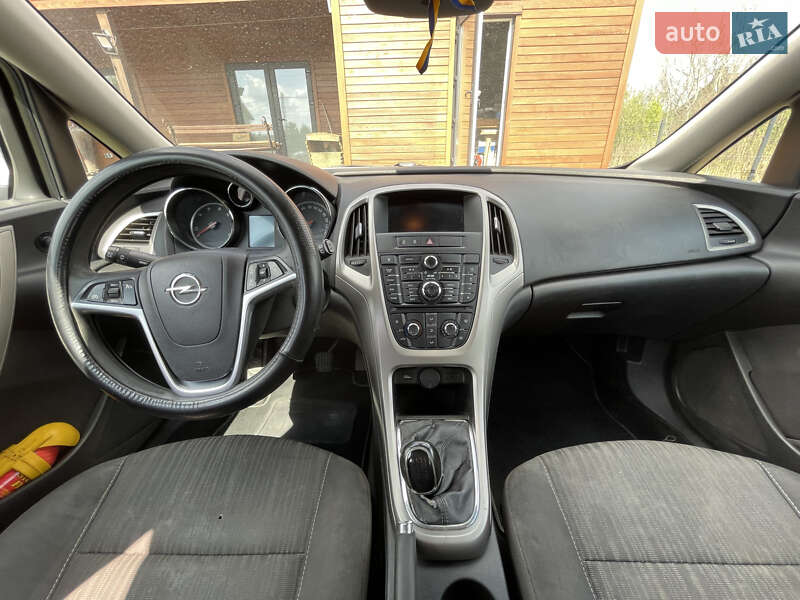 Універсал Opel Astra 2011 в Львові фото 8 Універсал Opel Astra 2011 в Львові