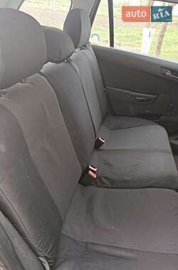 Універсал Opel Astra 2010 в 