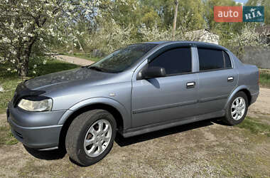 Седан Opel Astra 2008 в Кролевце