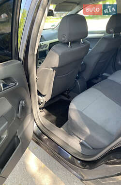 Універсал Opel Astra 2008 в 