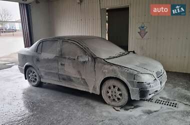 Седан Opel Astra 2006 в 