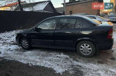 Седан Opel Astra 2006 в 