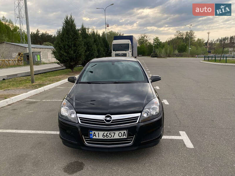 Хетчбек Opel Astra 2007 в Бучі