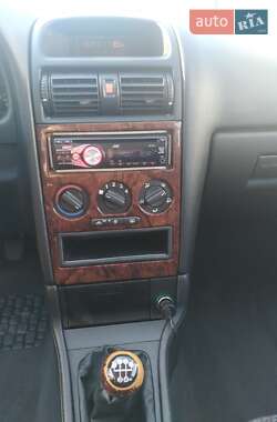 Седан Opel Astra 1999 в Луцке
