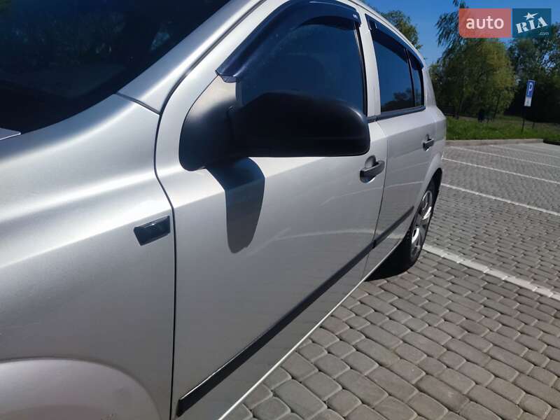 Хетчбек Opel Astra 2005 в Шептицькому