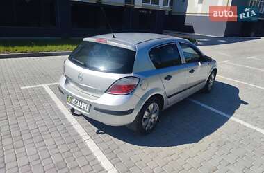 Хетчбек Opel Astra 2005 в Шептицькому