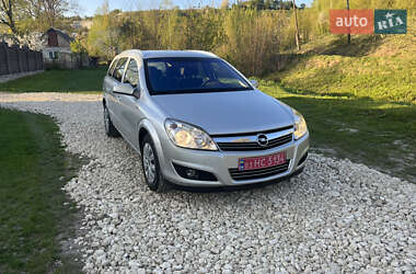 Универсал Opel Astra 2009 в Вишневце