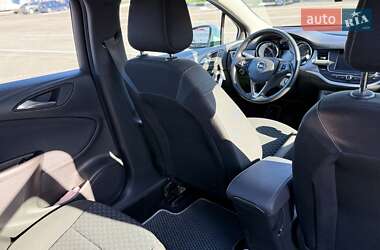 Универсал Opel Astra 2019 в Ровно