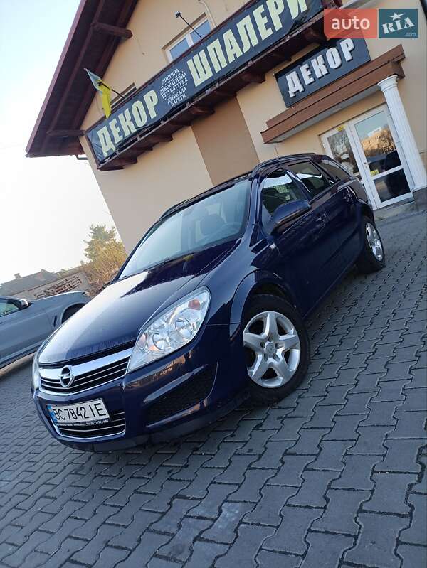 Універсал Opel Astra 2008 в Дрогобичі