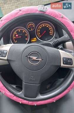 Универсал Opel Astra 2008 в 