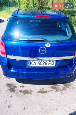Универсал Opel Astra 2009 в 