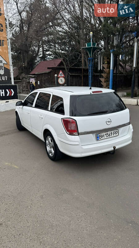 Універсал Opel Astra 2009 в Одесі