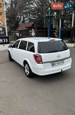 Универсал Opel Astra 2009 в 