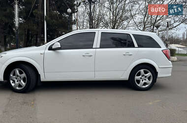 Универсал Opel Astra 2009 в 