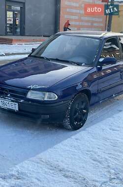 Седан Opel Astra 1995 в 