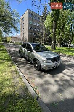 Седан Opel Astra 2007 в 