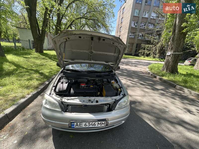 Седан Opel Astra 2007 в Кременчуге