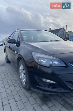 Универсал Opel Astra 2014 в 