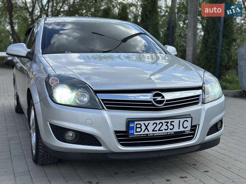 Хетчбек Opel Astra 2010 в Хмельницькому