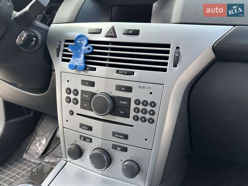 Хетчбек Opel Astra 2010 в Хмельницькому
