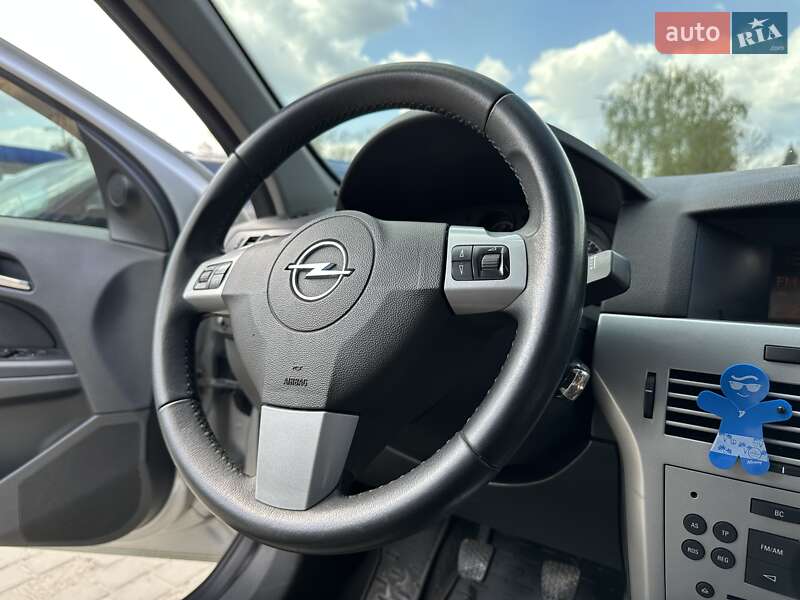 Хетчбек Opel Astra 2010 в Хмельницькому