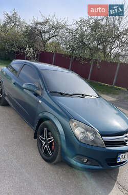 Купе Opel Astra 2007 в 