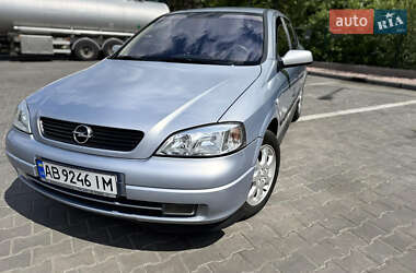 Хетчбек Opel Astra 2001 в 