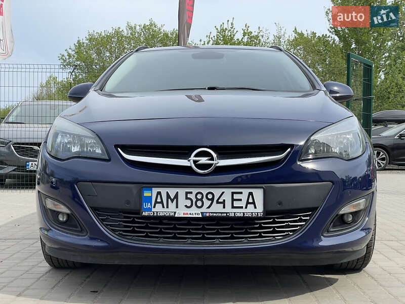 Универсал Opel Astra 2015 в Бердичеве